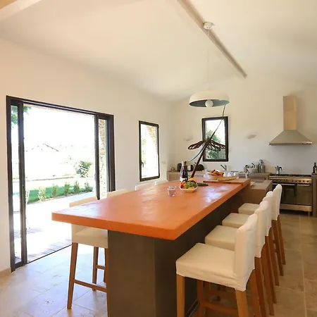 Luxury Holiday In With Swimming Pool